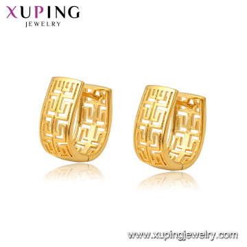 97028 Xuping Fashion 24K chapado en oro de moda traje de Huggie pendientes